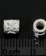 T50-05 白銀十字短筒珠(4入)