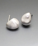 ES202-D 髮絲水滴耳環(耳針)